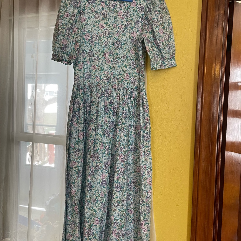 SOLD-Vintage 80s Laura Ashley Cotton Floral Dress